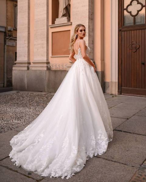 Boutique robes de mariées et robes de soirées Marseille Solution Cérémonie